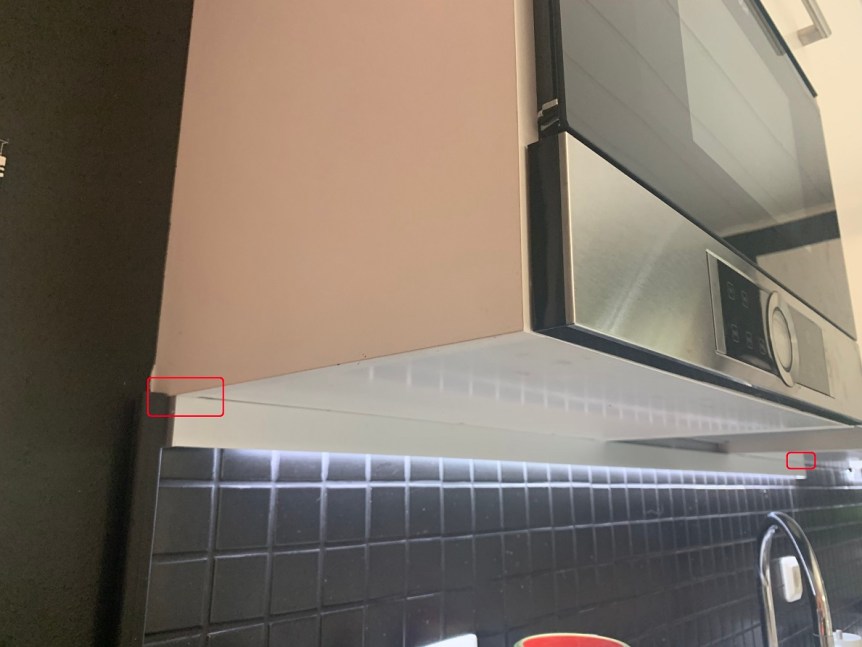 Keittio_LED_leg3_piuhoilla_smaller