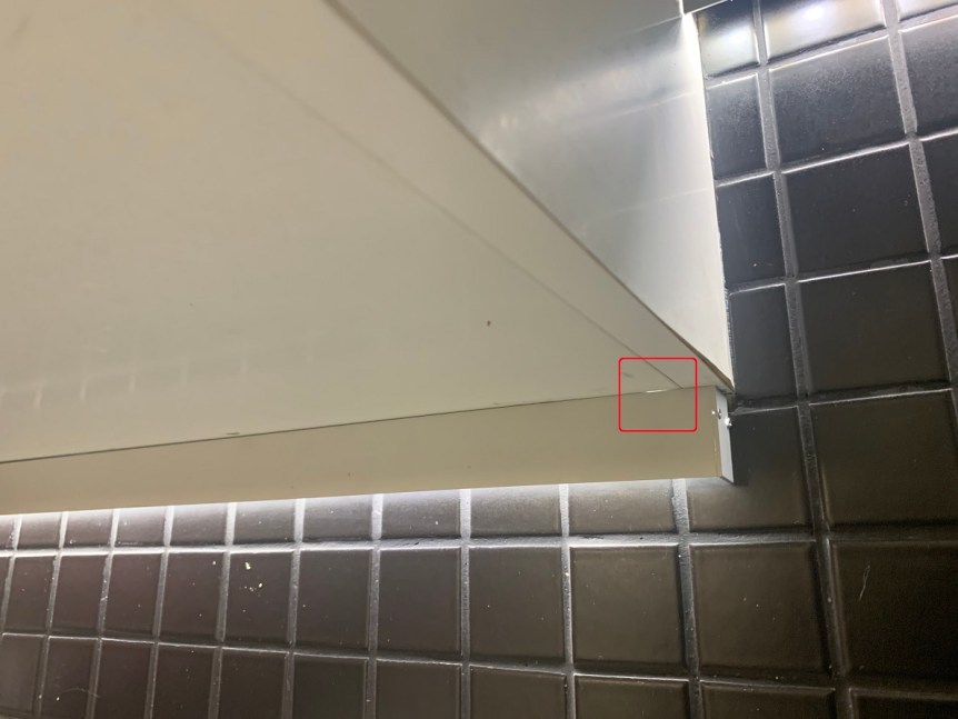 Keittio_LED_leg4_piuhoilla_smaller