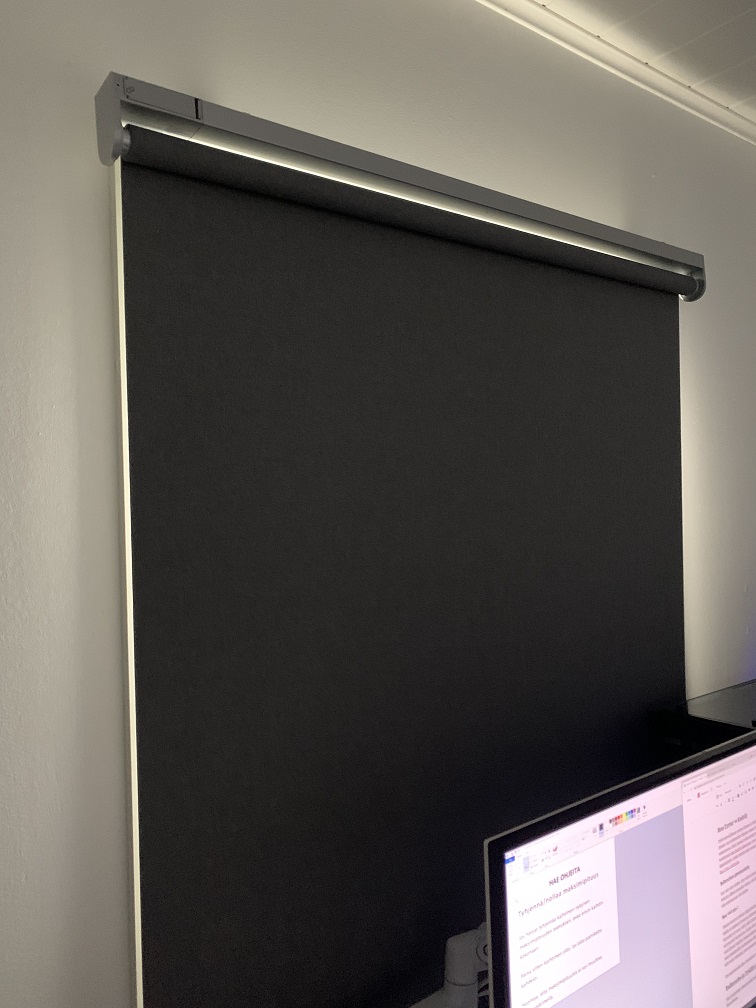 rullaverho_asennusvalmis